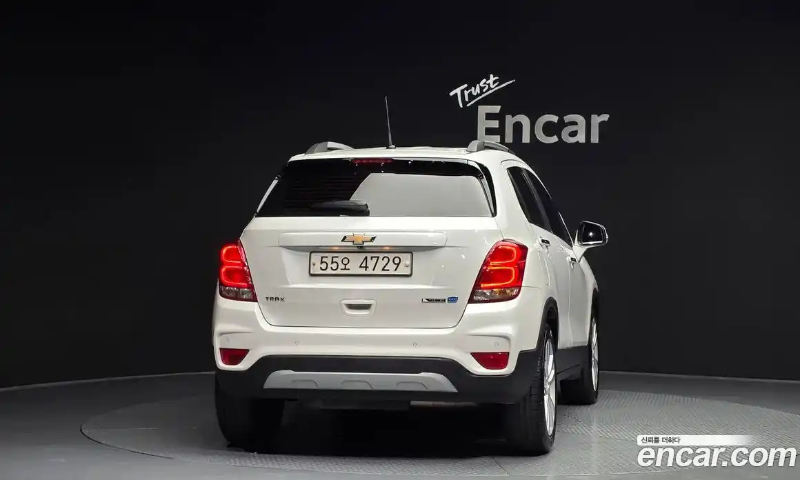 Chevrolet Trax 2018 1.6 Автомат в Москве № 619180, фото 4