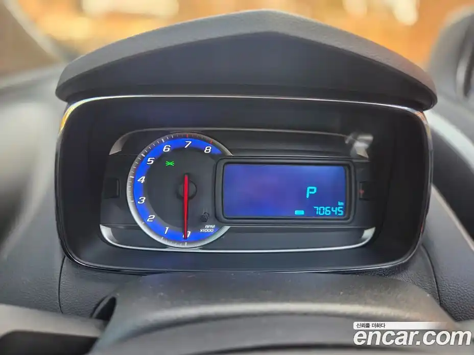 Chevrolet Trax 2015 1.4 Автомат в Москве № 619263, фото 13