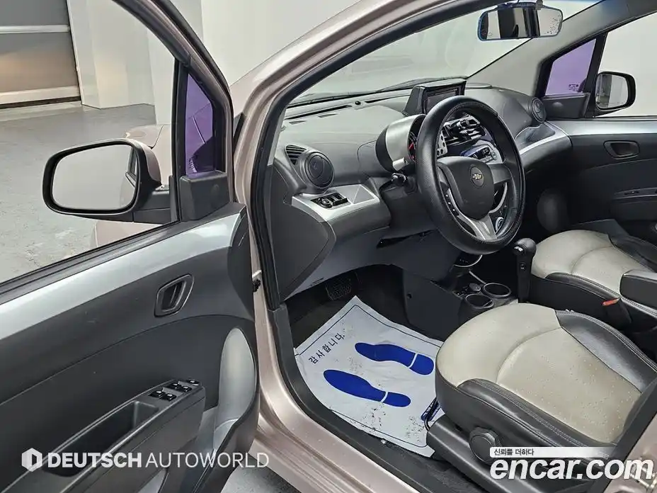 Chevrolet Spark 2012 1.0 Автомат в Москве № 619294, фото 11