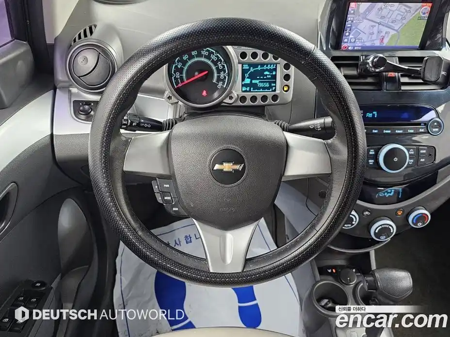 Chevrolet Spark 2012 1.0 Автомат в Москве № 619294, фото 13