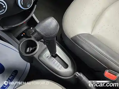 Chevrolet Spark 2012 1.0 Автомат в Москве № 619294, миниатюра 9