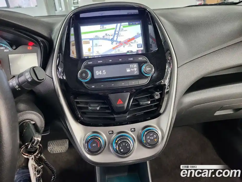 Chevrolet Spark 2017 1.0 Автомат в Москве № 619296, фото 11