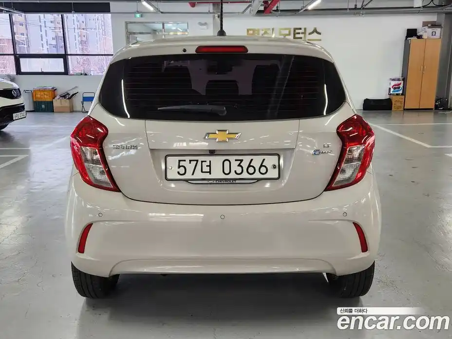 Chevrolet Spark 2017 1.0 Автомат в Москве № 619296, фото 6