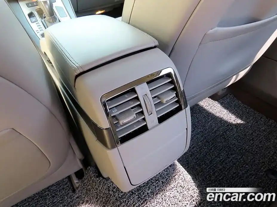 Chevrolet Alpheon 2012 2.4 Автомат в Москве № 619345, фото 17