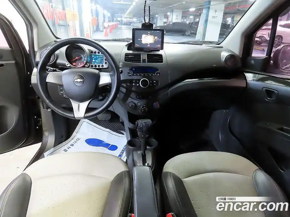 Chevrolet Spark 2012 1.0 Автомат в Москве № 619364, фото 10