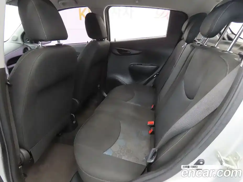 Chevrolet Spark 2016 1.0 Автомат в Москве № 619457, фото 6