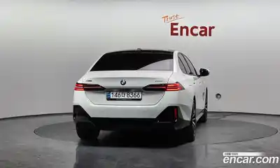 BMW 5-Series 2024 2.0 Автомат в Москве № 621017, миниатюра 4