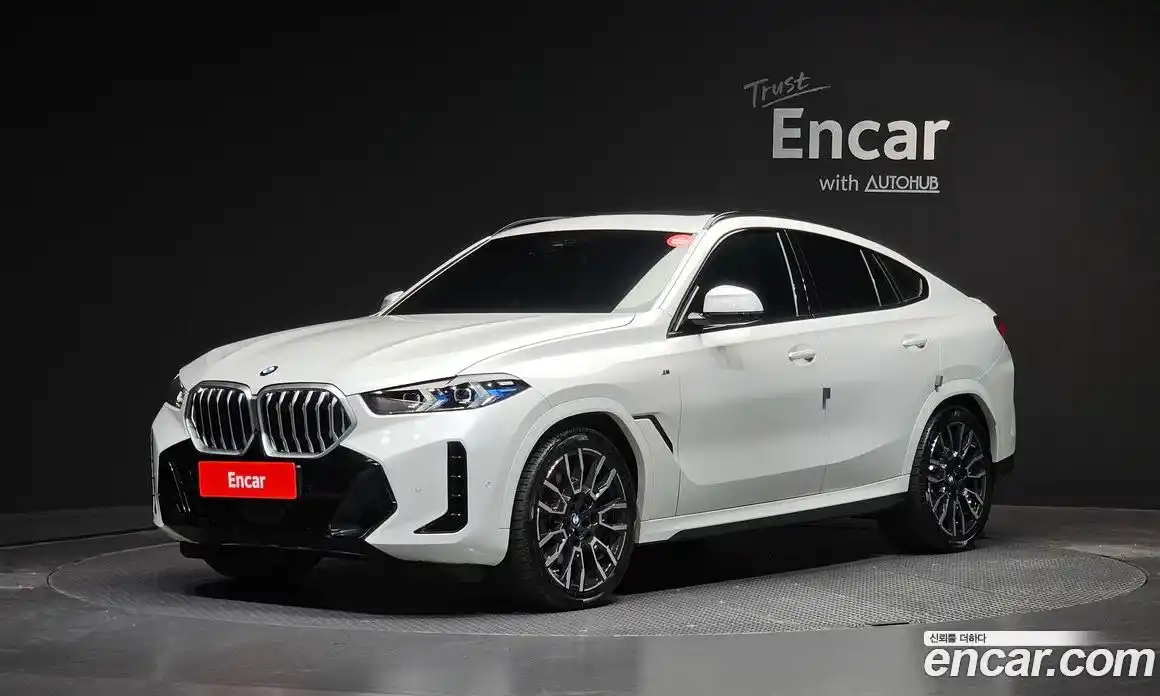 BMW X6 2024 3.0 Автомат в Москве № 621027, фото 1