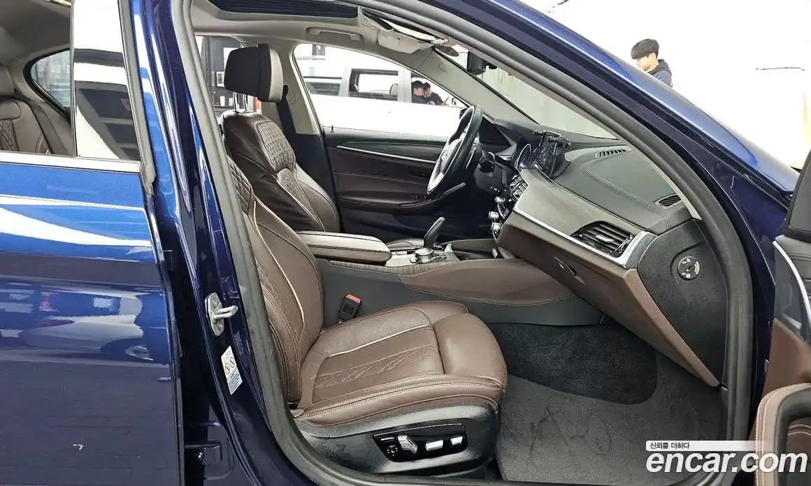 BMW 5-Series 2018 2.0 Автомат в Москве № 621247, фото 11