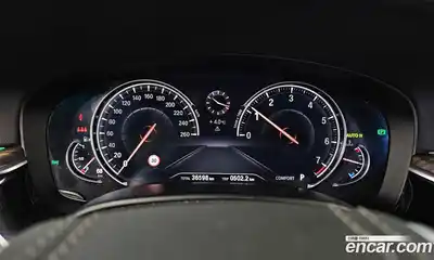 BMW 5-Series 2018 2.0 Автомат в Москве № 621247, миниатюра 8