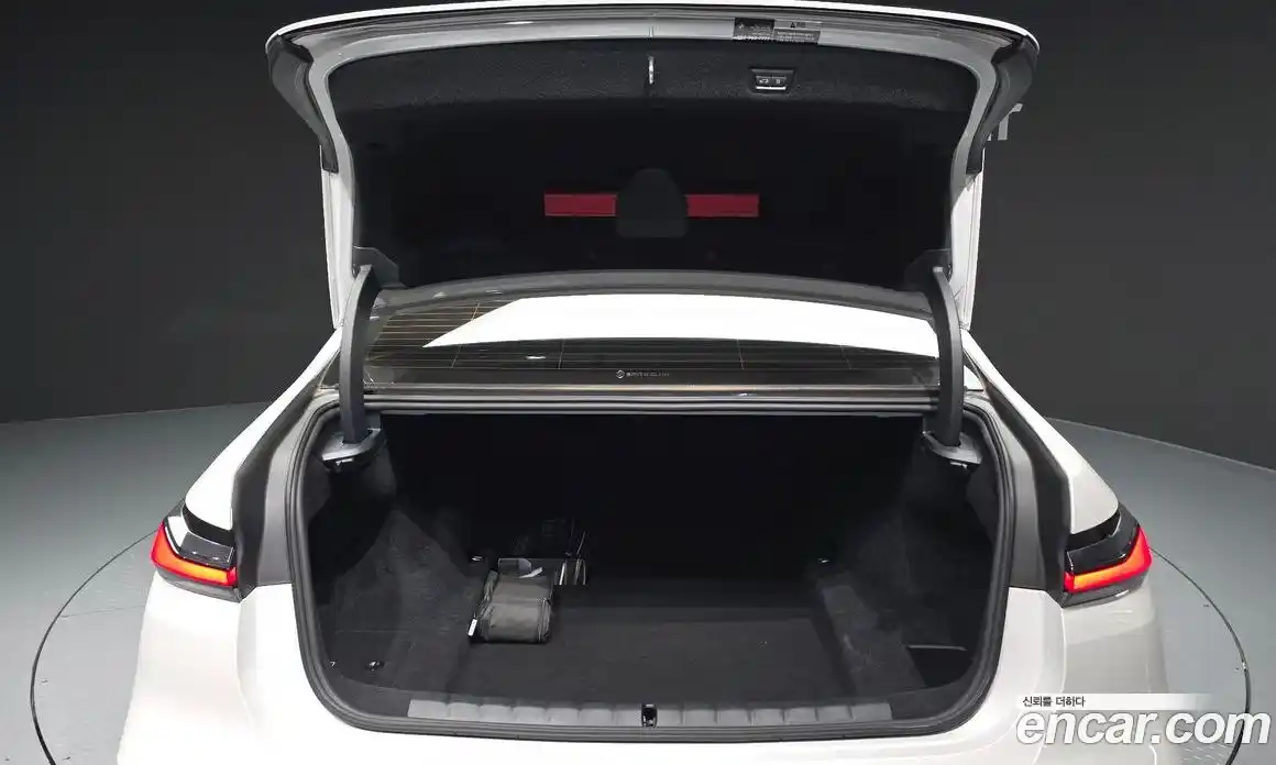 BMW 7-Series 2023 3.0 Автомат в Москве № 621543, фото 20