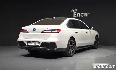 BMW 7-Series 2023 3.0 Автомат в Москве № 621543, миниатюра 2