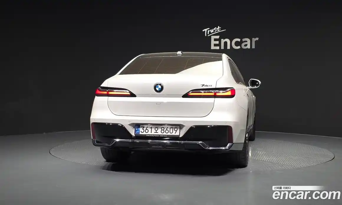 BMW 7-Series 2023 3.0 Автомат в Москве № 621543, фото 4