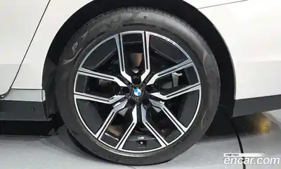 BMW 7-Series 2023 3.0 Автомат в Москве № 621543, миниатюра 5