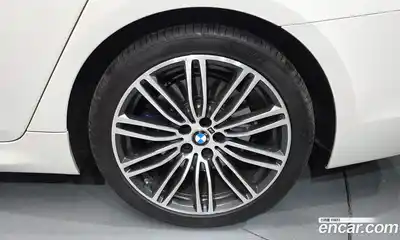 BMW 5-Series 2019 2.0 Автомат в Москве № 621599, миниатюра 4