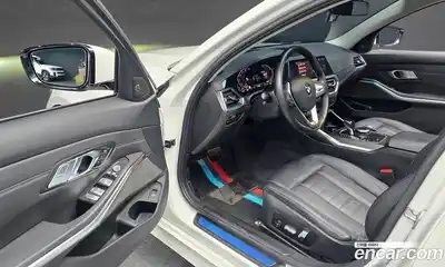 BMW 3-Series 2021 2.0 Автомат в Москве № 622311, миниатюра 11