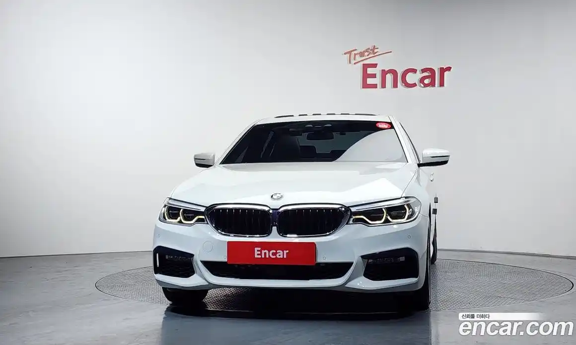 BMW 5-Series 2018 2.0 Автомат в Москве № 622361, фото 3