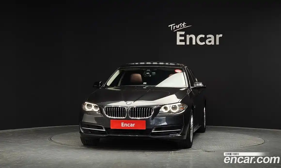 BMW 5-Series 2014 2.0 Автомат в Москве № 622384, фото 3