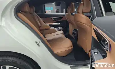 Mercedes-Benz E-Class 2026 2.0 Автомат в Москве № 622585, миниатюра 12