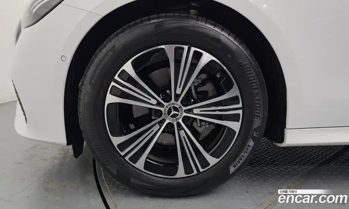 Mercedes-Benz E-Class 2026 2.0 Автомат в Москве № 622585, фото 5