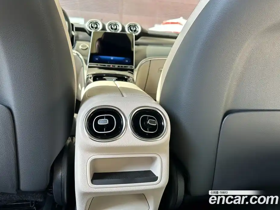 Mercedes-Benz GLC-Class 2026 2.0 Автомат в Москве № 622599, фото 14