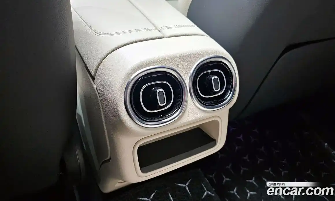 Mercedes-Benz GLC-Class 2025 2.0 Автомат в Москве № 622874, фото 17