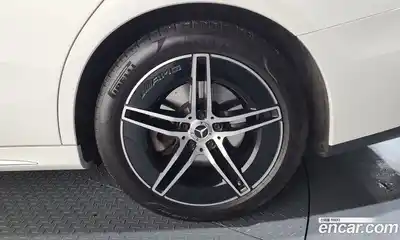 Mercedes-Benz E-Class 2024 2.0 Автомат в Москве № 622902, миниатюра 4