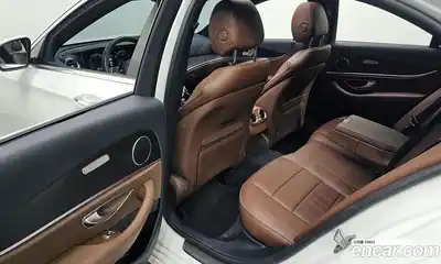 Mercedes-Benz E-Class 2023 2.0 Автомат в Москве № 622941, миниатюра 11