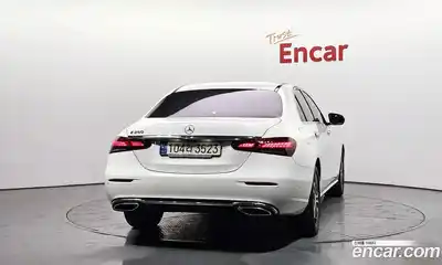 Mercedes-Benz E-Class 2023 2.0 Автомат в Москве № 622941, миниатюра 4
