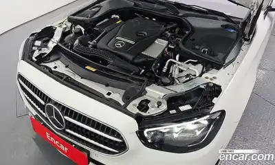 Mercedes-Benz E-Class 2023 2.0 Автомат в Москве № 622941, миниатюра 6