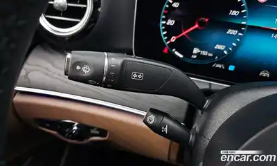 Mercedes-Benz E-Class 2023 2.0 Автомат в Москве № 622941, миниатюра 9