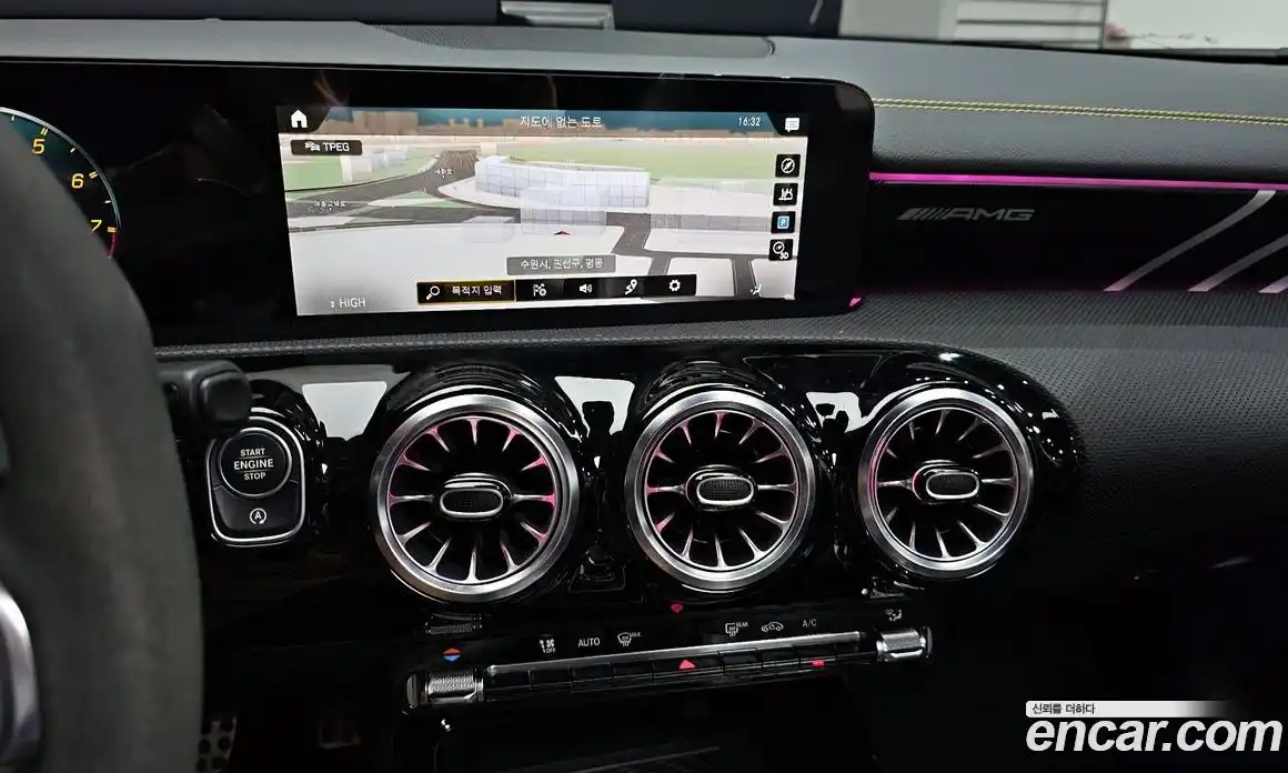 Mercedes-Benz CLA-Class 2021 2.0 Автомат в Москве № 623250, фото 14