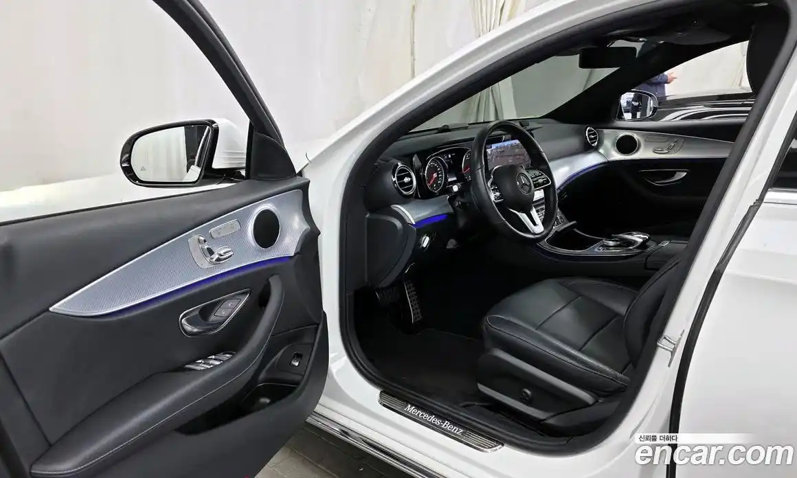 Mercedes-Benz E-Class 2020 2.0 Автомат в Москве № 623303, фото 10