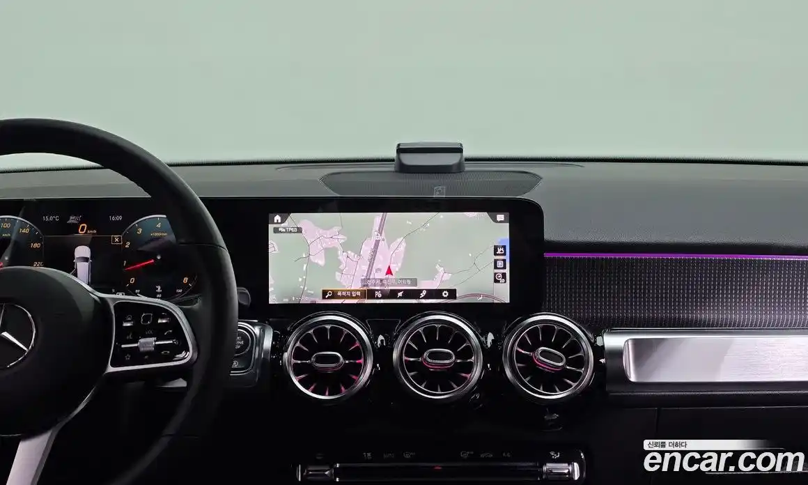 Mercedes-Benz GLB-Class 2021 2.0 Автомат в Москве № 623413, фото 16