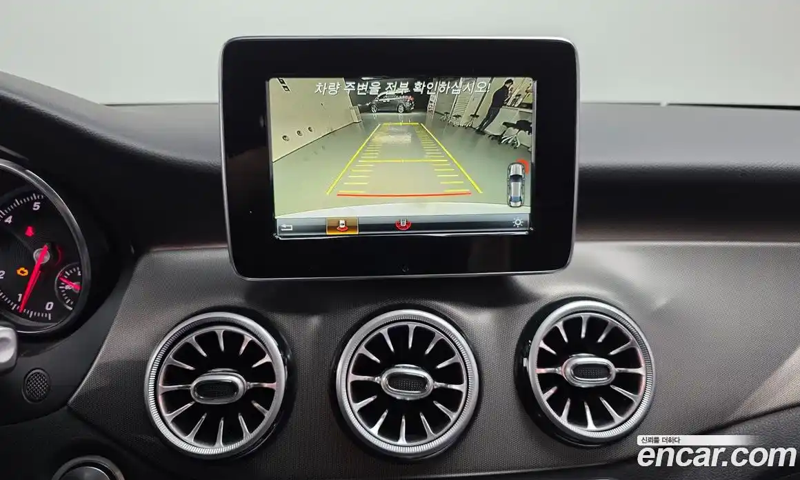 Mercedes-Benz CLA-Class 2019 2.0 Автомат в Москве № 624041, фото 14