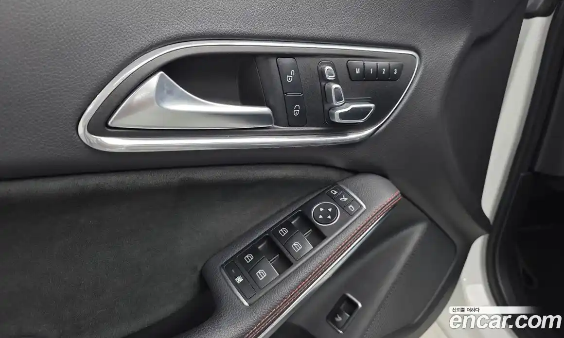 Mercedes-Benz CLA-Class 2019 2.0 Автомат в Москве № 624041, фото 17