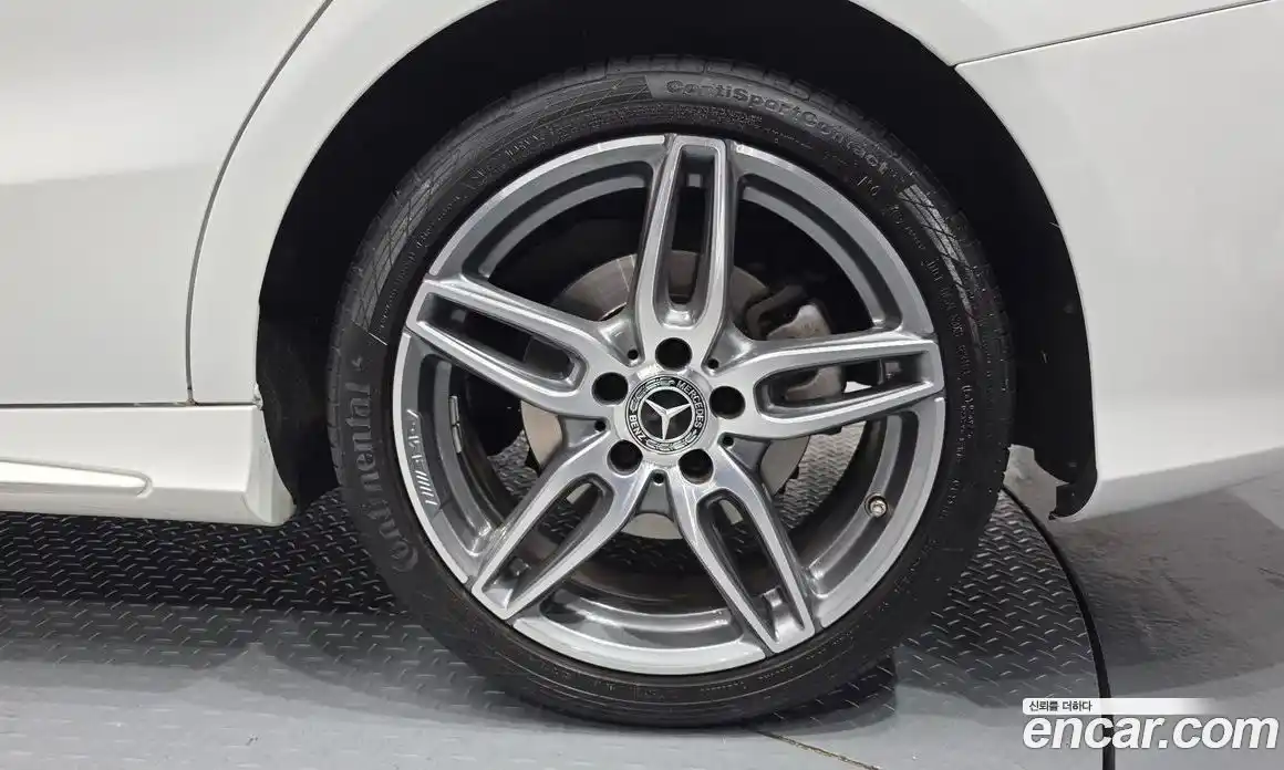 Mercedes-Benz CLA-Class 2019 2.0 Автомат в Москве № 624041, фото 5