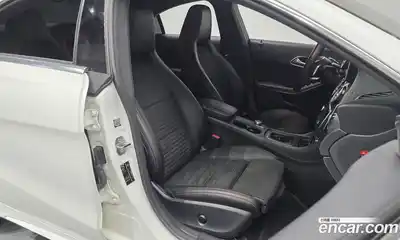 Mercedes-Benz CLA-Class 2019 2.0 Автомат в Москве № 624041, миниатюра 10