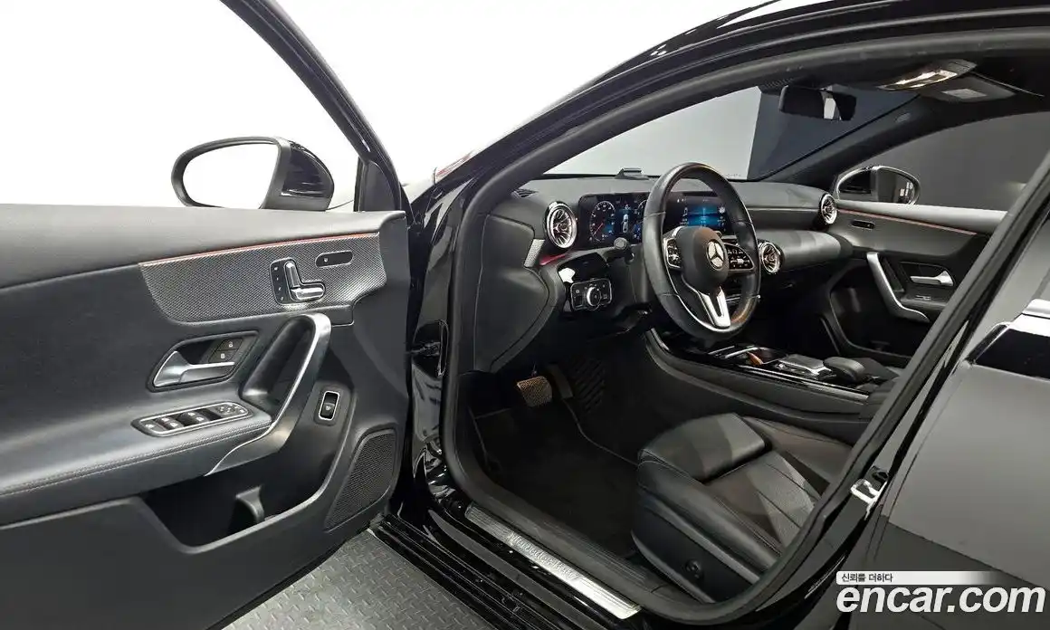 Mercedes-Benz A-Class 2021 2.0 Автомат в Москве № 624488, фото 11