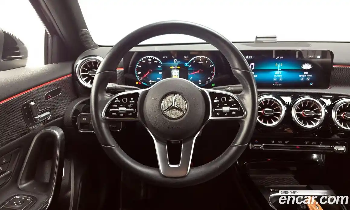 Mercedes-Benz A-Class 2021 2.0 Автомат в Москве № 624488, фото 13