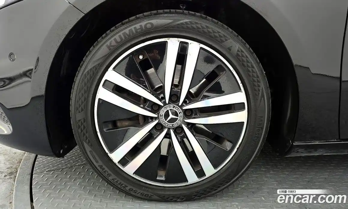 Mercedes-Benz A-Class 2021 2.0 Автомат в Москве № 624488, фото 5