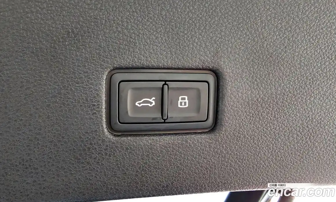 Audi Q8 2023 3.0 Автомат в Москве № 624803, фото 18