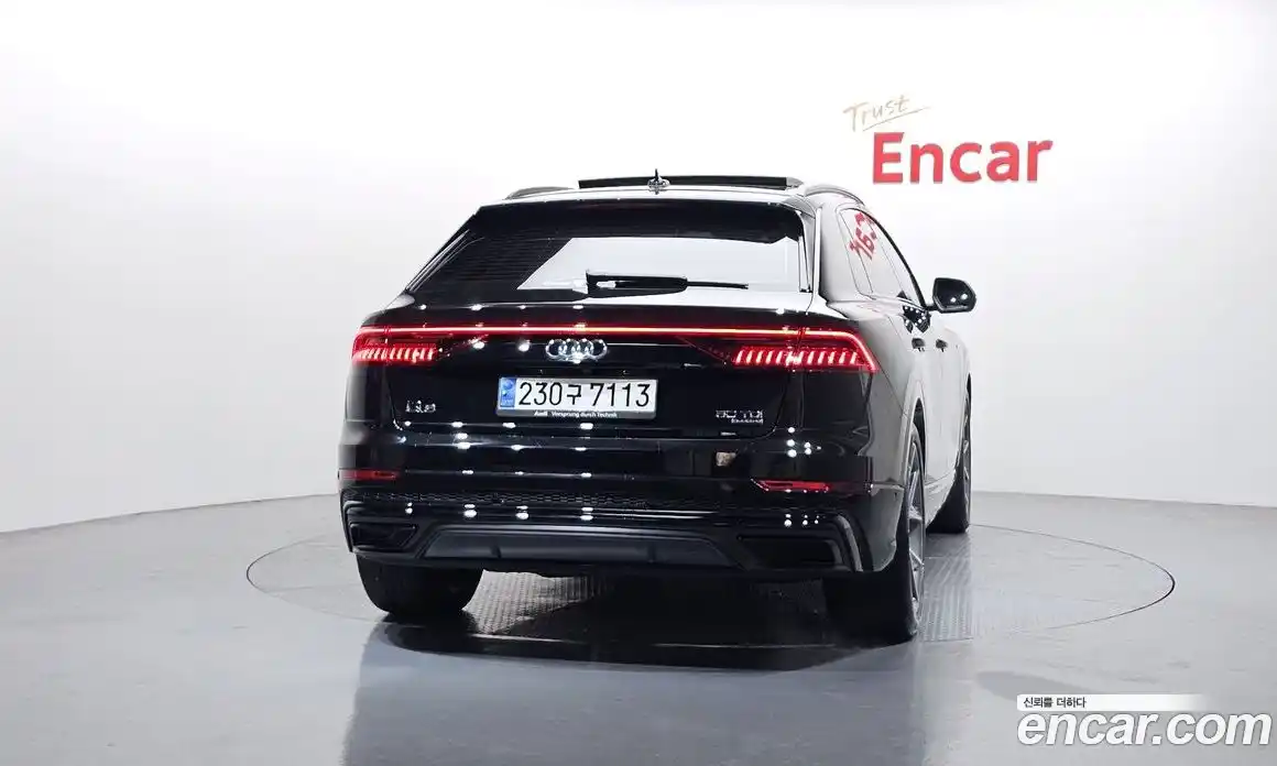 Audi Q8 2023 3.0 Автомат в Москве № 624803, фото 4