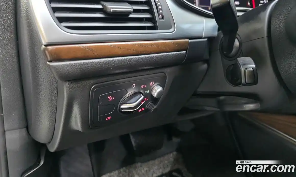 Audi A6 2015 2.0 Автомат в Москве № 625579, фото 14