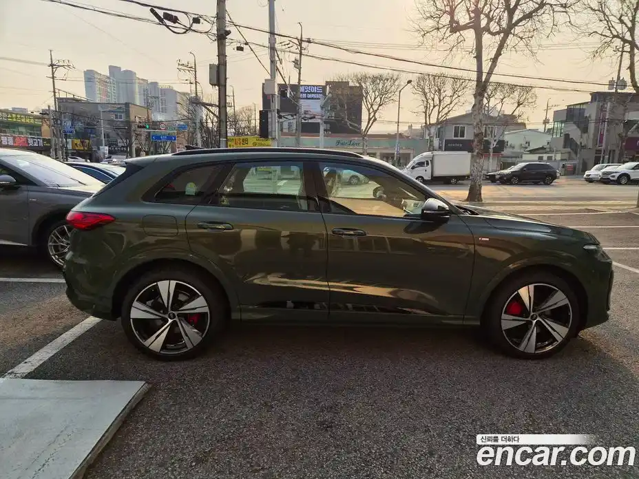 Audi Q5 2025 2.0 Автомат в Москве № 625819, фото 5