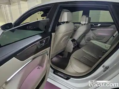 Audi A7 2023 3.0 Автомат в Москве № 625941, миниатюра 10