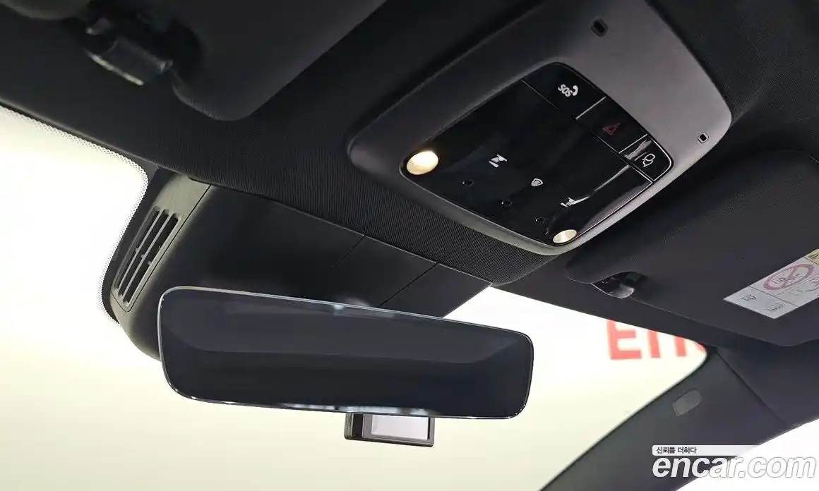 Volvo EX30 2025 0.2 Автомат в Москве № 626135, фото 14