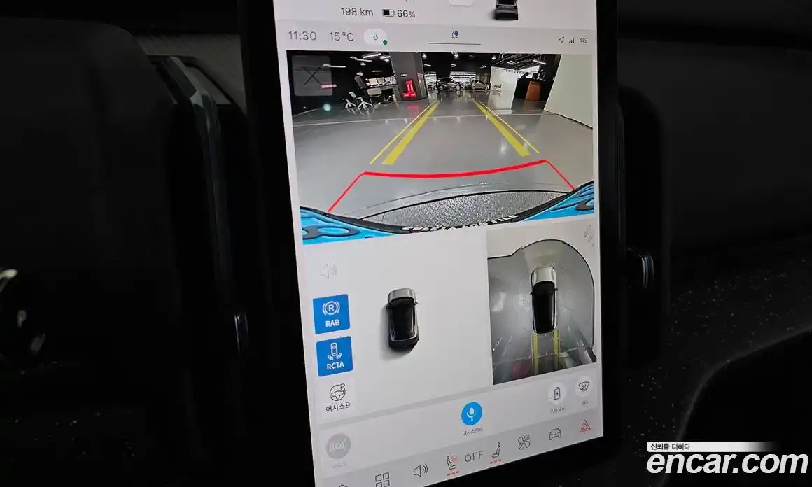 Volvo EX30 2025 0.2 Автомат в Москве № 626135, фото 16