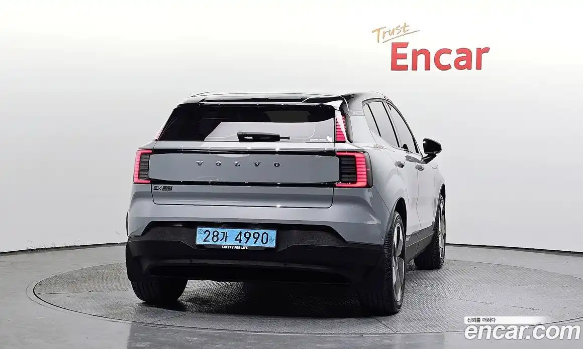 Volvo EX30 2025 0.2 Автомат в Москве № 626135, фото 4