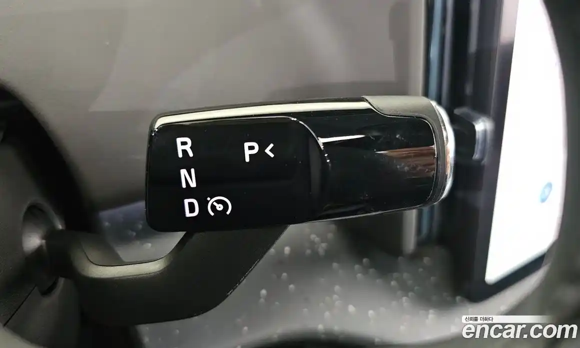 Volvo EX30 2025 0.2 Автомат в Москве № 626135, фото 9